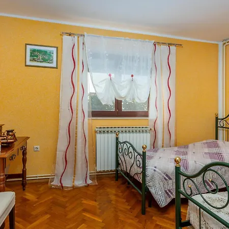 Awesome In With Kitchen Apartment